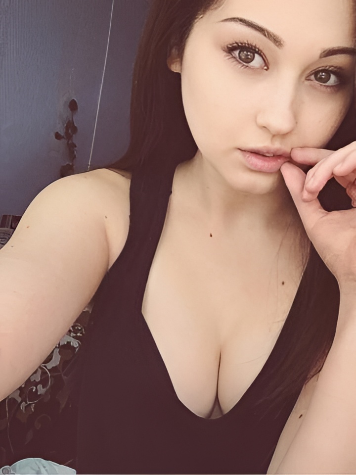 Нина привлекальеная девушка из Королева цена от 2000 руб