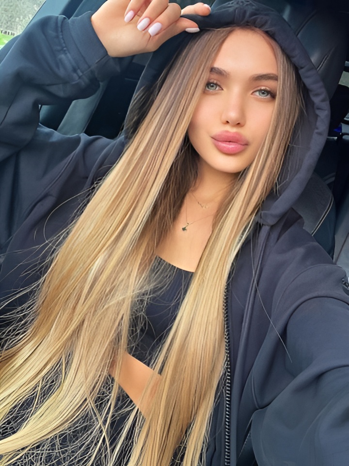 Оксана привлекальеная девушка из Королева цена от 5000 руб