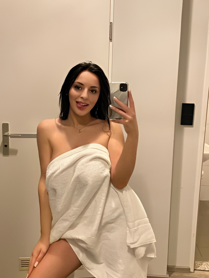 Олечка привлекальеная девушка из Королева цена от 5000 руб