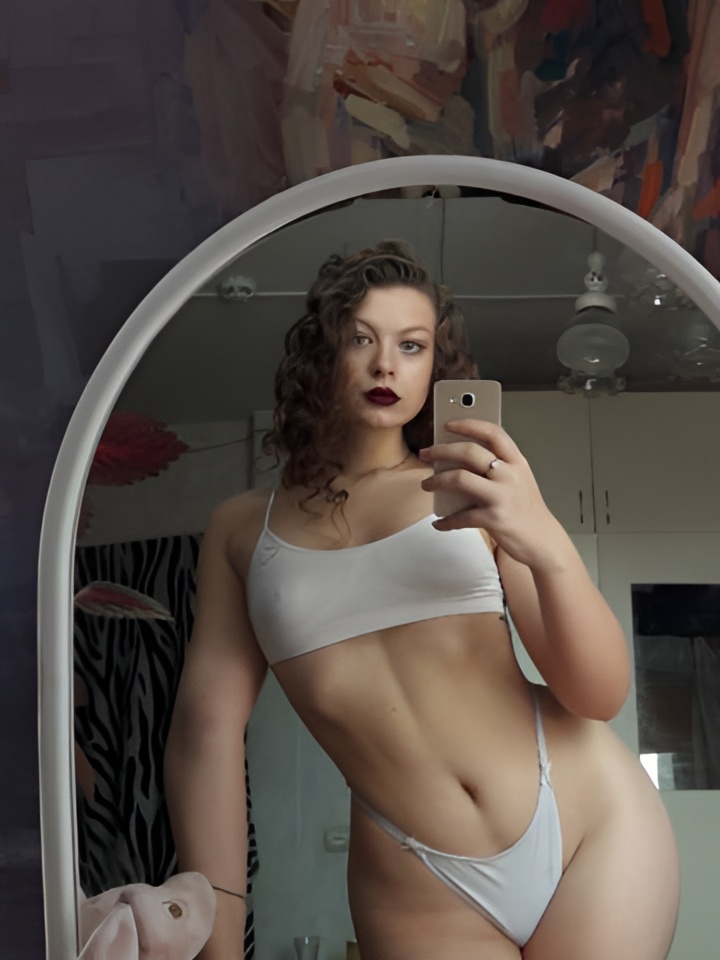 Снежана привлекальеная девушка из Королева цена от 2500 руб