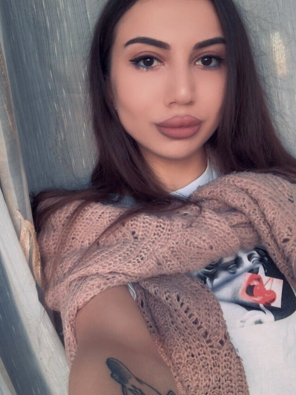 Инна привлекательная девушка из Королева цена от 3500 руб